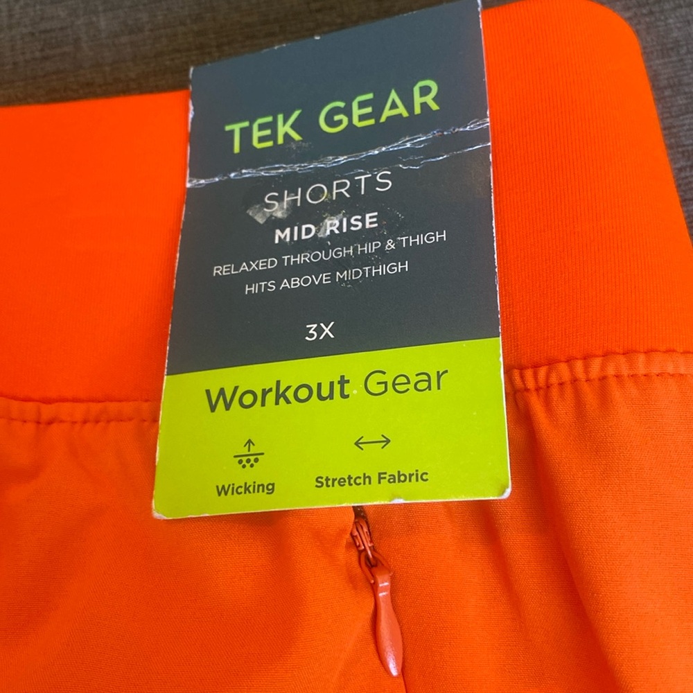 COPY - NWT Midrise shorts with pockets/zippers